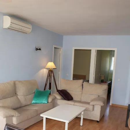 Piso Zona Politur アパート